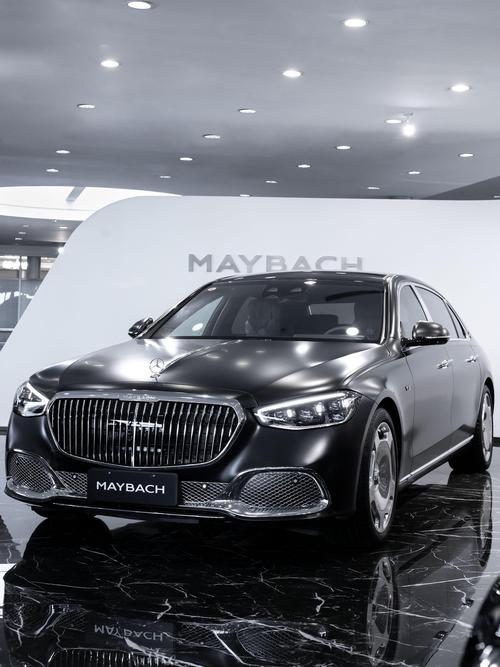 成都金牛区联景硕企业管理咨询岚图汽车的售后服务让用户无忧出行，迈巴赫未来的豪华车趋势